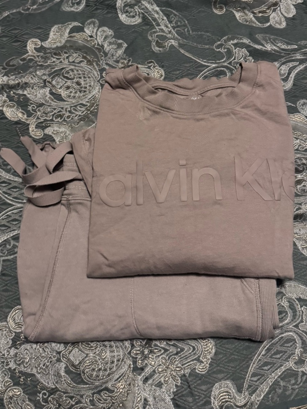 Calvin Klein Embossed Logo Loungewear Shorts Set - Mauve